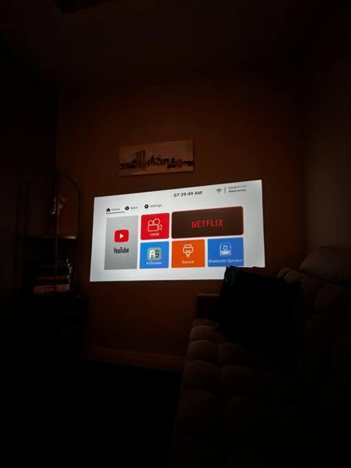 Dorsett Hartamas W Projectornetflix * Kuala Lumpur